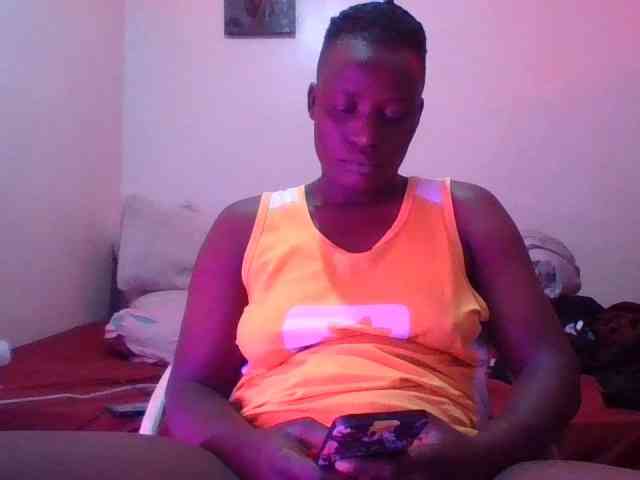 Yourdreamgirl webcam