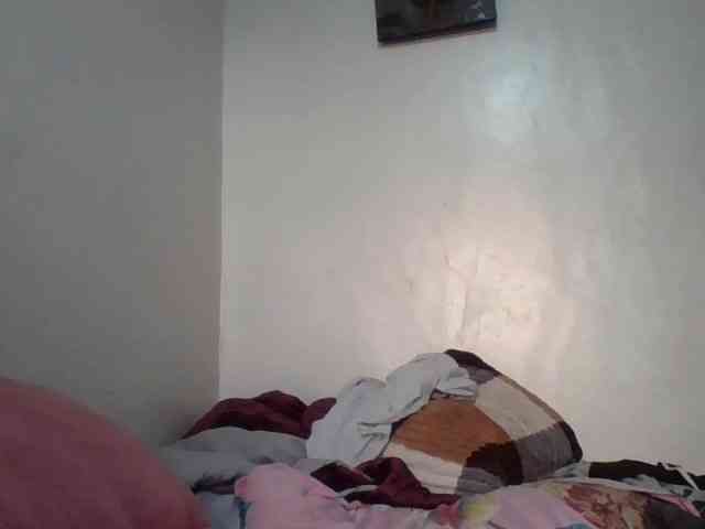 Yourdreamgirl webcam