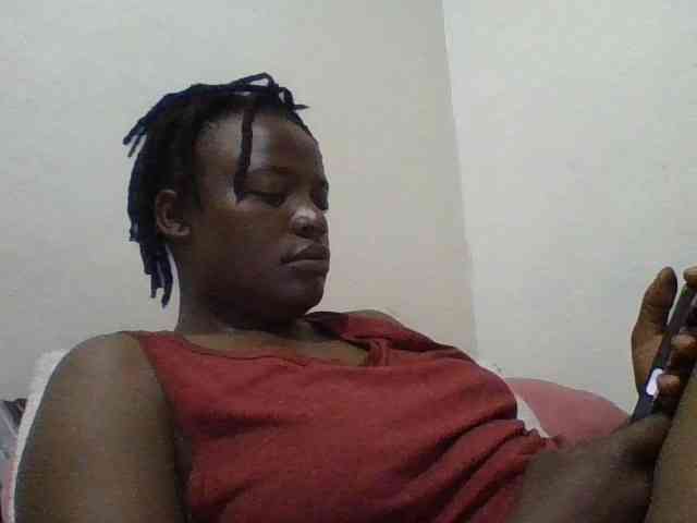 Yourdreamgirl webcam