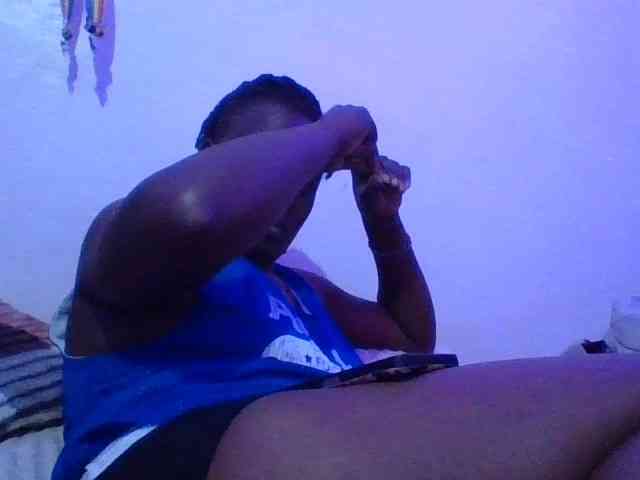 Yourdreamgirl webcam