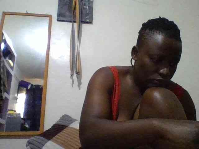 Yourdreamgirl webcam