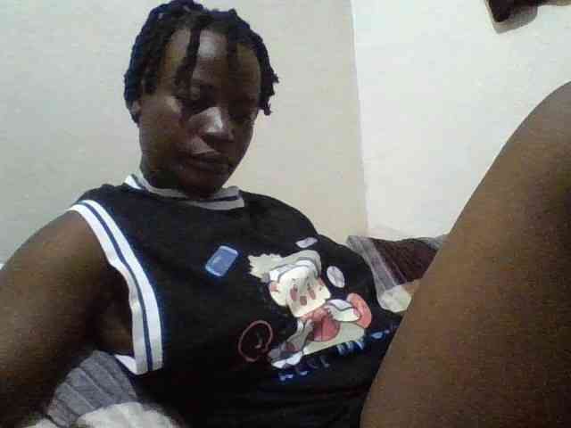 Yourdreamgirl webcam