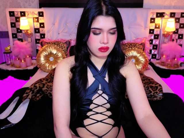 PhoebePresley live webcam show