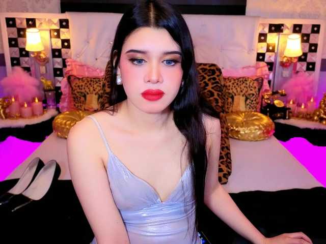 PhoebePresley — live trans cam