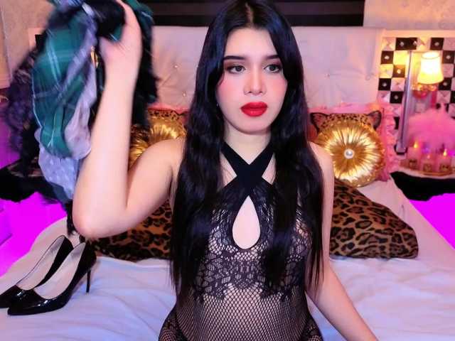 PhoebePresley live cam