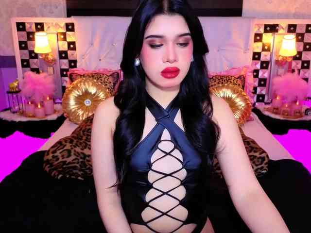 PhoebePresley Live Webcam on BongaCams