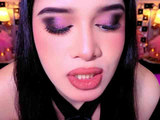 PhoebePresley Sex Cam Show