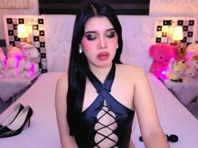 PhoebePresley Live Webcam on BongaCams