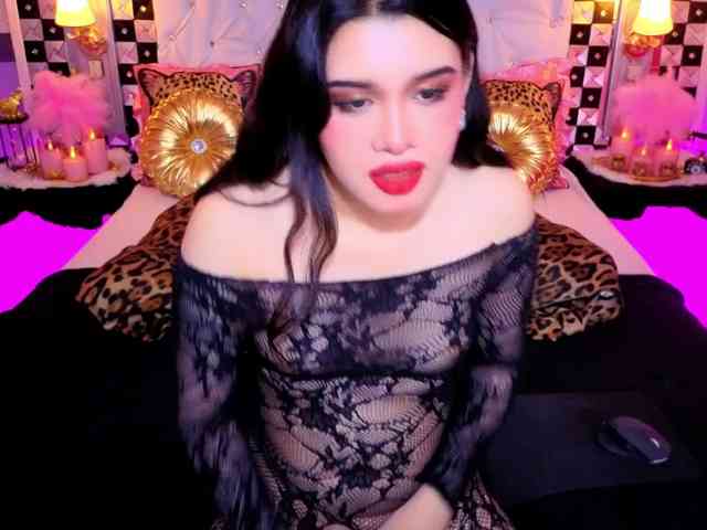 PhoebePresley Live Webcam on BongaCams
