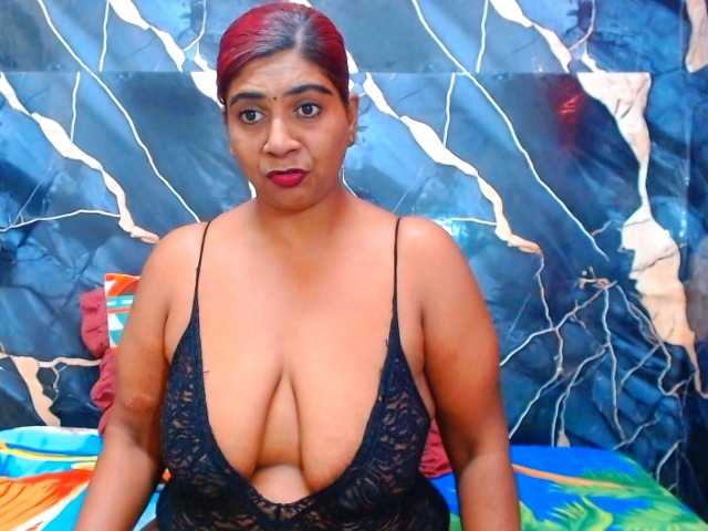 indianerotica69 live cam on BongaCams