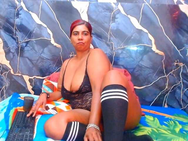 indianerotica69 live cam on BongaCams