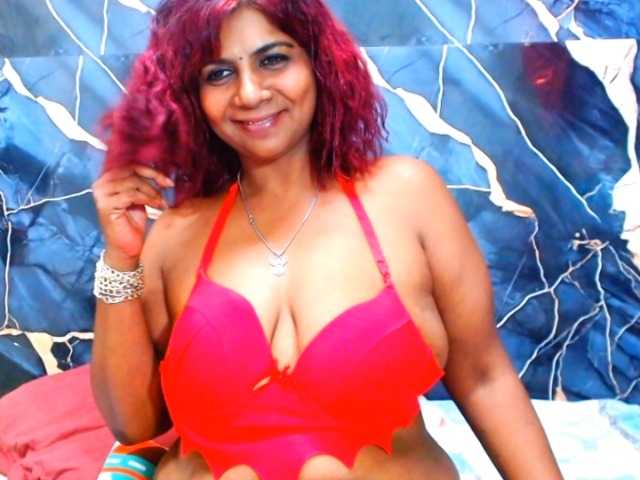 indianerotica69 live cam on BongaCams