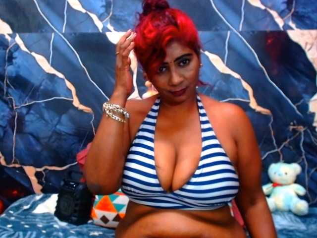 indianerotica69 live cam on BongaCams