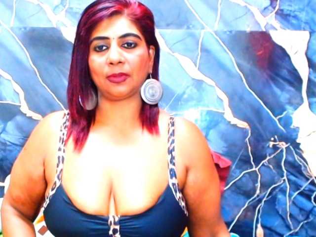 indianerotica69 live cam on BongaCams