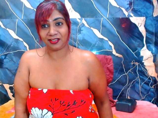 indianerotica69 live cam on BongaCams