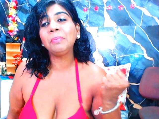 indianerotica69 live cam on BongaCams