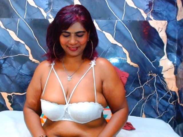 indianerotica69 live cam on BongaCams