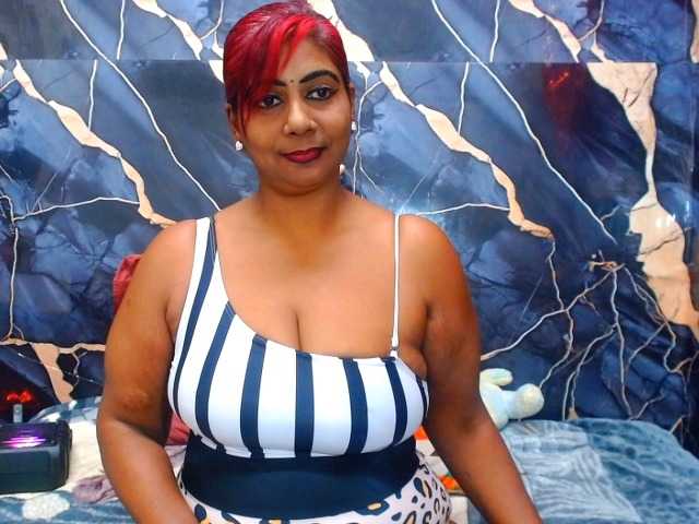 indianerotica69 live cam on BongaCams