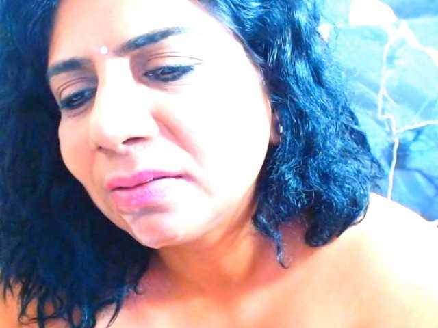 indianerotica69 live cam on BongaCams
