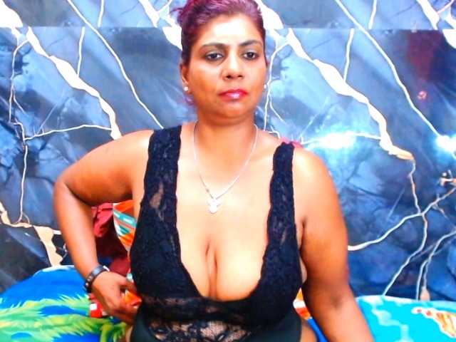 indianerotica69 live cam on BongaCams