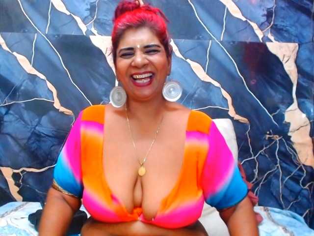 indianerotica69 live cam on BongaCams
