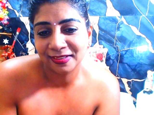 indianerotica69 live cam on BongaCams