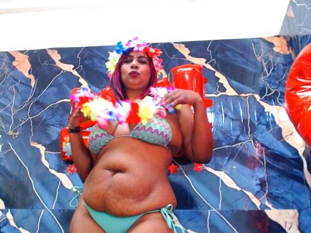 indianerotica69 live cam on BongaCams