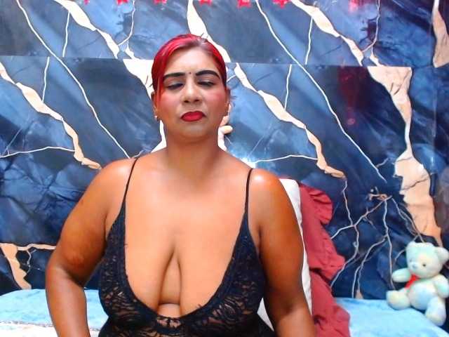 indianerotica69 live cam on BongaCams