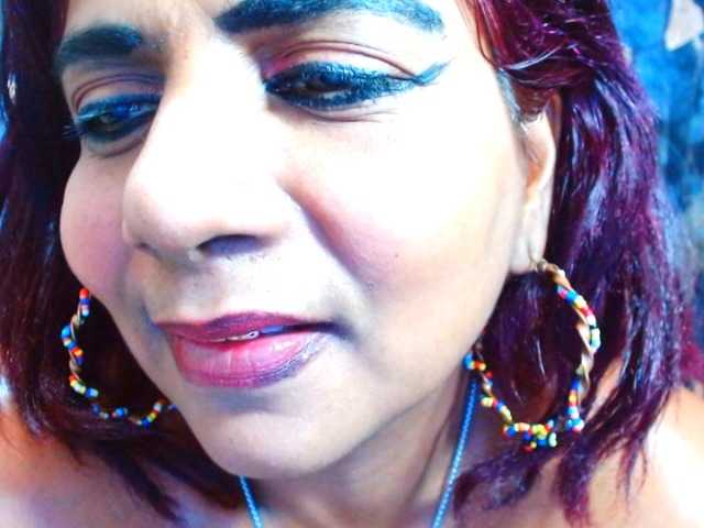 indianerotica69 live cam on BongaCams