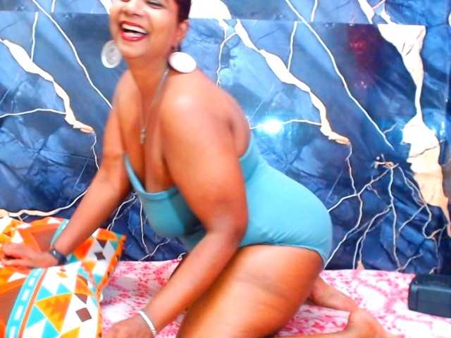 indianerotica69 live cam on BongaCams