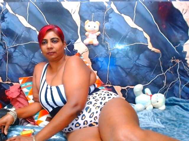indianerotica69 live cam on BongaCams