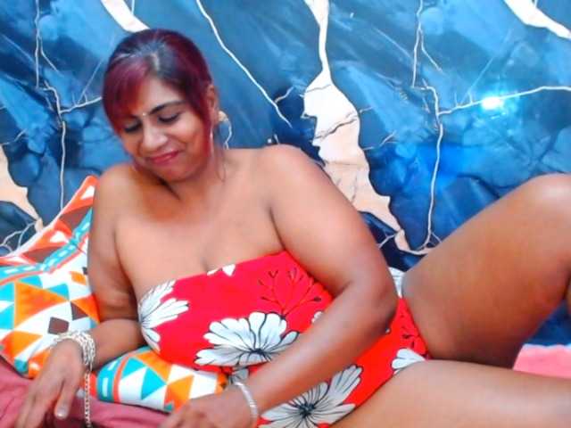 indianerotica69 live cam on BongaCams