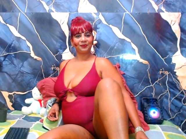 indianerotica69 live cam on BongaCams