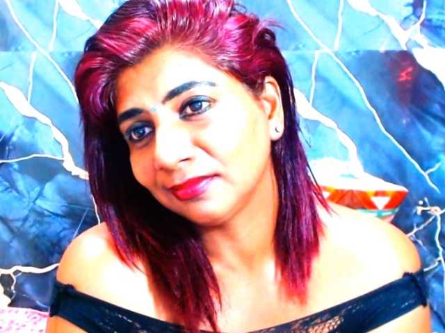 indianerotica69 live cam on BongaCams