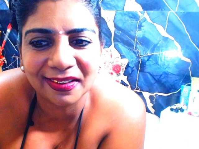 indianerotica69 live cam on BongaCams
