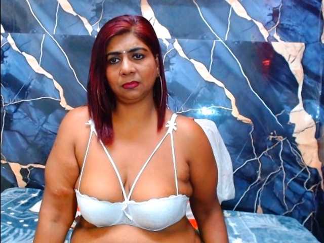 indianerotica69 live cam on BongaCams