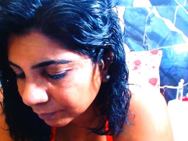 indianerotica69 live cam on BongaCams