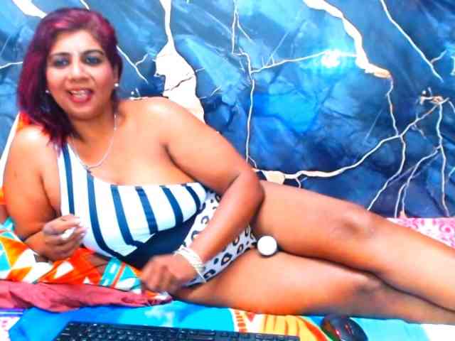 indianerotica69 webcam