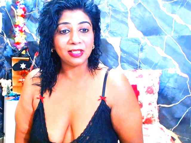 Indianerotica69