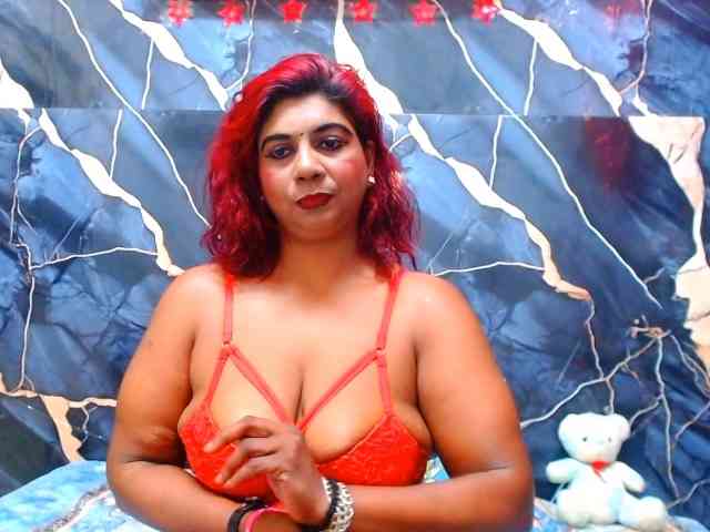 モデル: indianerotica69