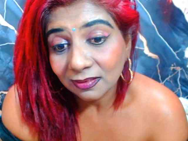 Modèle: indianerotica69