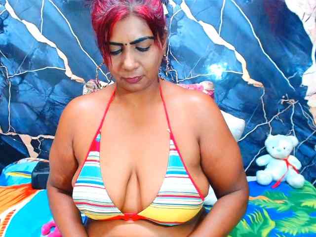indianerotica69 webcam