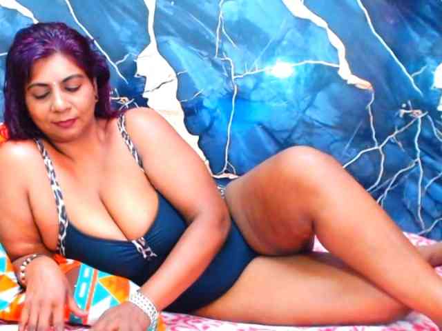indianerotica69 webcam