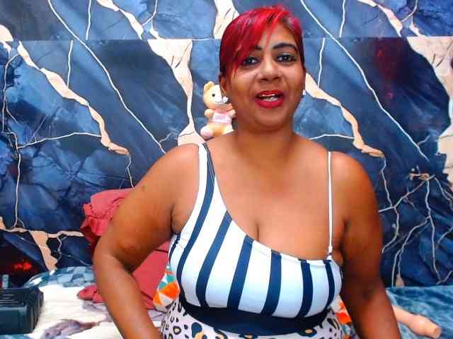 indianerotica69 Live Webcam on BongaCams