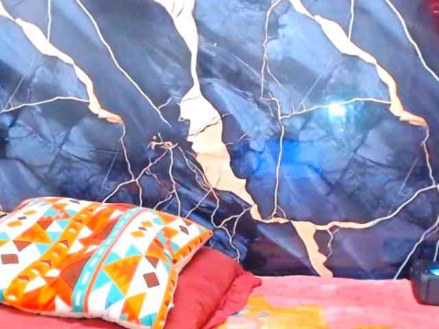 indianerotica69 webcam