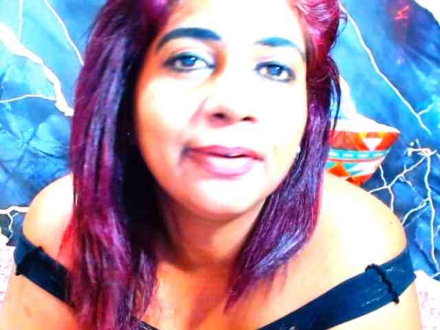 indianerotica69 webcam