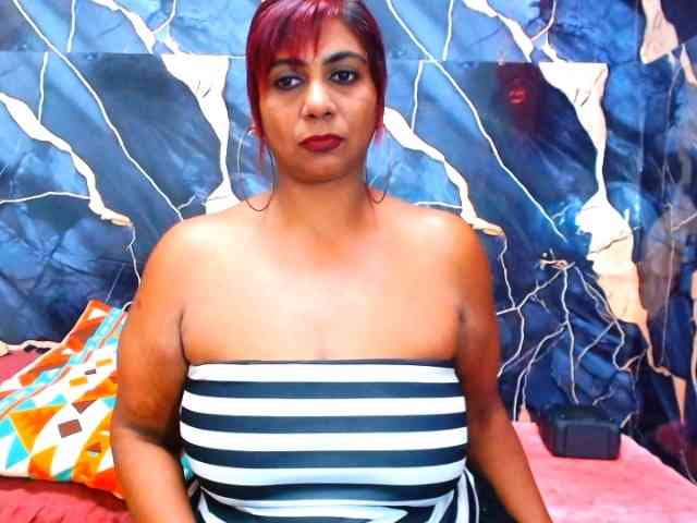 indianerotica69 webcam