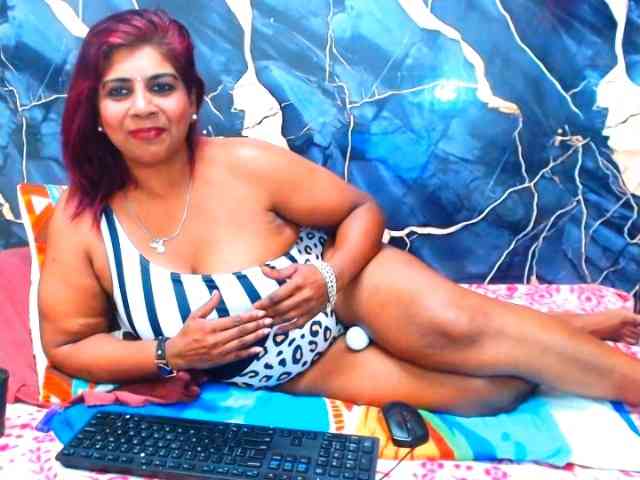 indianerotica69 webcam