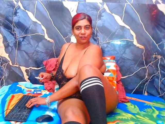 indianerotica69 webcam