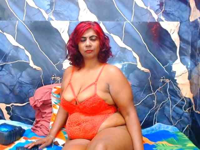 Model: indianerotica69